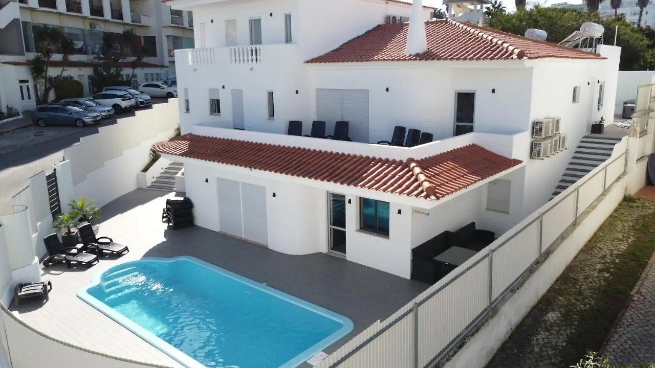 Villa Garden - 22 Guests - 2 Pools location